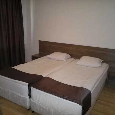 Hotel Persey Admiral Plaza 3*